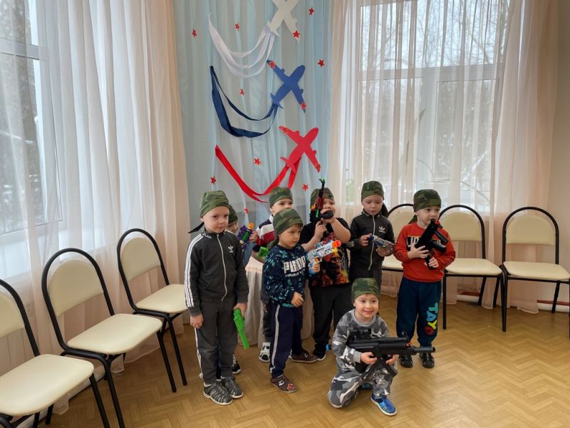 День Защитника Отечества или 23 февраля в детском саду — праздник особый